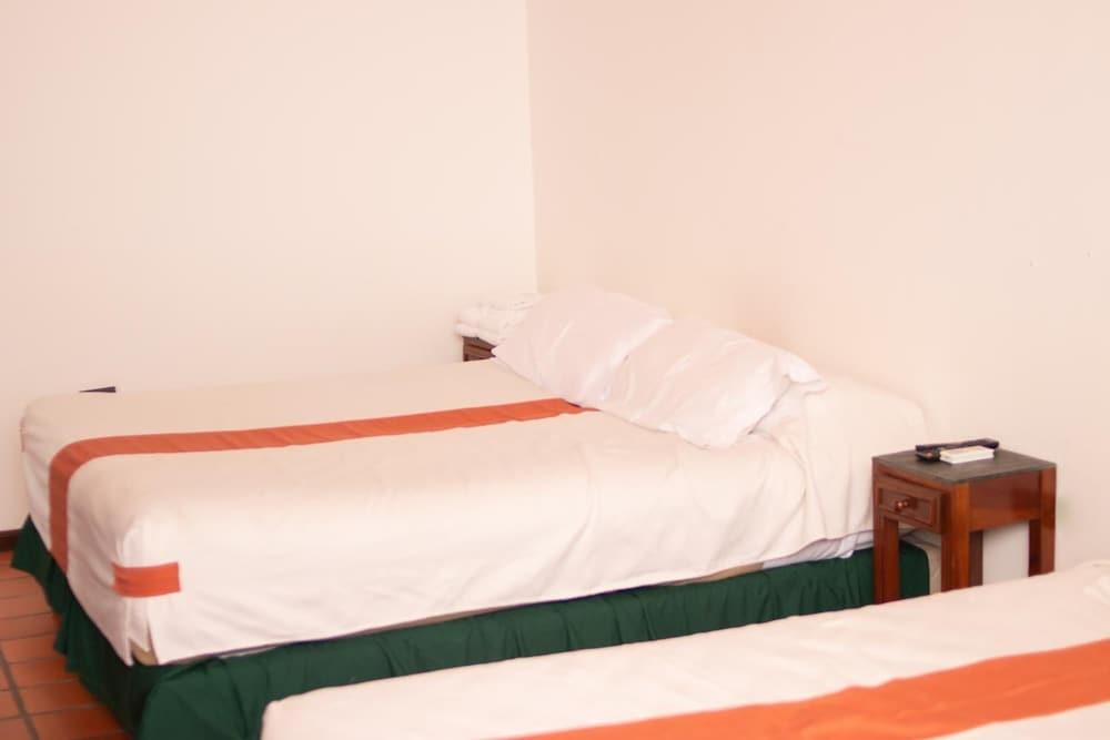 Donna Alda Hotel Σάλτα Εξωτερικό φωτογραφία